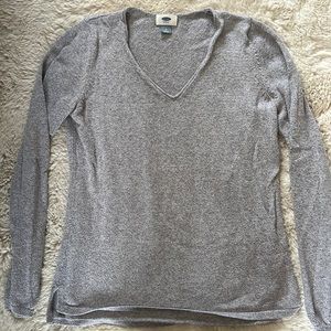 Old Navy gray sweater